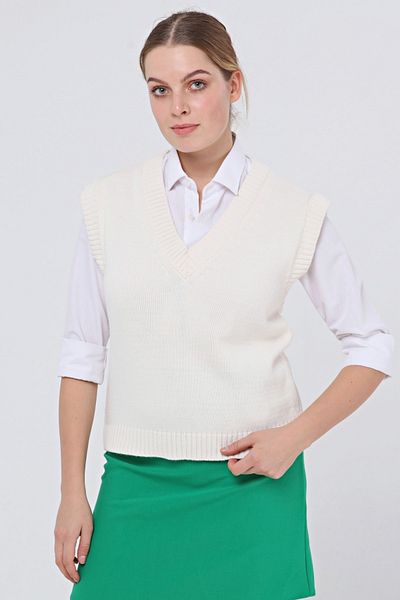 Fanori Woman Women's Stone Color V-Neck Sweater