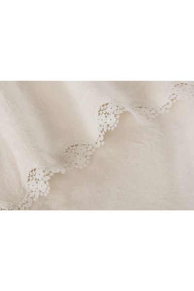 Gül Güler Lace Blanket Double Petunia