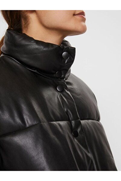 Vero Moda Kadın Siyah Kısa Bel Şişme Mont 10231837