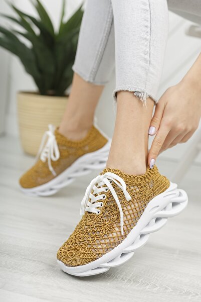 Moda Değirmeni حذاء رياضي نسائي من الدانتيل بلون الخردل Bg1067-101-0001