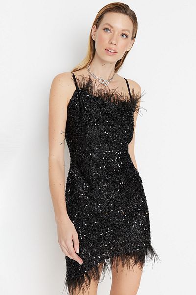 Trendyol Collection Schwarzes kurzes Abendkleid mit Pailletten - Otriş Detailed TPRSS23EL00020
