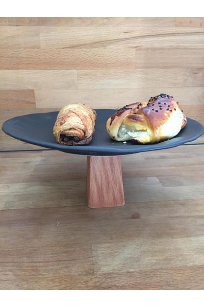 İkram Dünyası Wooden Round Leg Round 27 Cm Serving Black Plate Cream 9 Cm