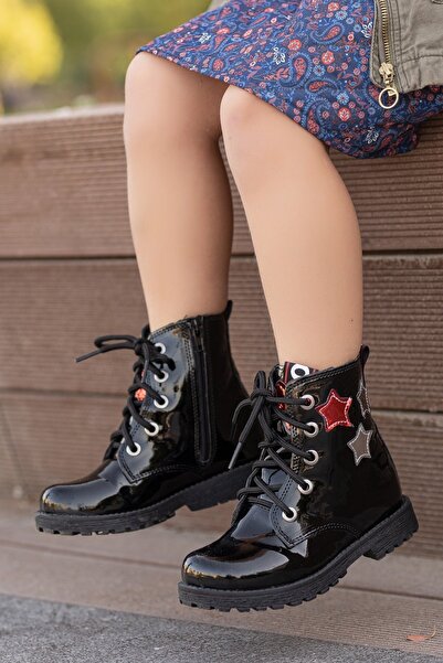 BOUIS Kız Çocuk Siyah Parlak Yıldızlı Düz Taban Bağcıklı Yandan Fermuarlı Yarım Bot Rahat Postal
