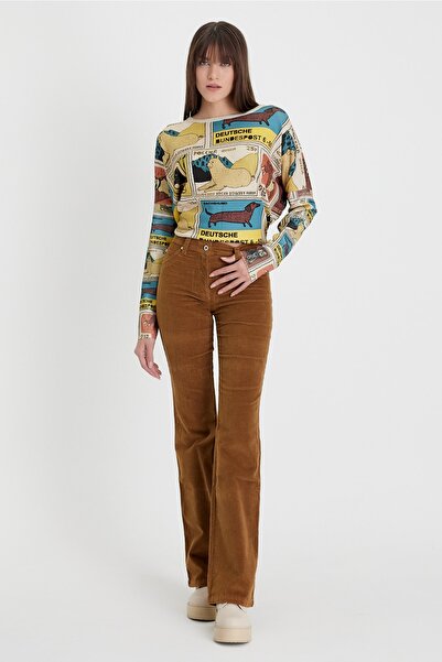 soBasic Παντελόνι Flare Leg κοτλέ Velvet με λεπτομέρεια από πέτρα σε ανοιχτό ...