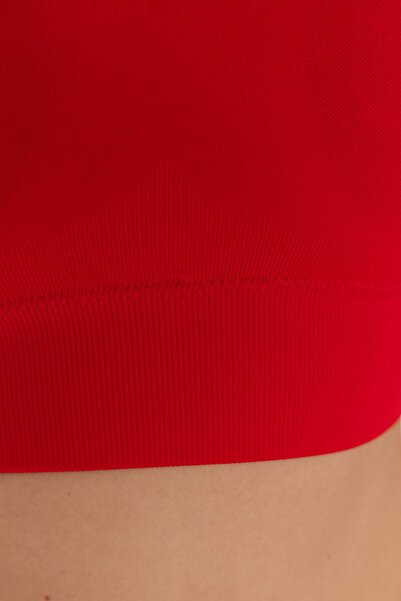 Trendyol Collection Piros varrat nélküli/varrat nélküli alátámasztott/formáló vastag pántos kötött sportmelltartó TWOAW23SS00019