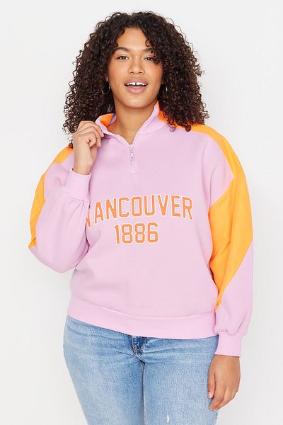 Trendyol Curve Plus Size Sweatshirt - Purple - Regular fit