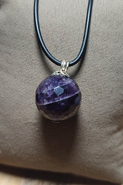 TAŞÇIZADE قلادة من حجر الجمشت الطبيعي ذات الوجه الكروي