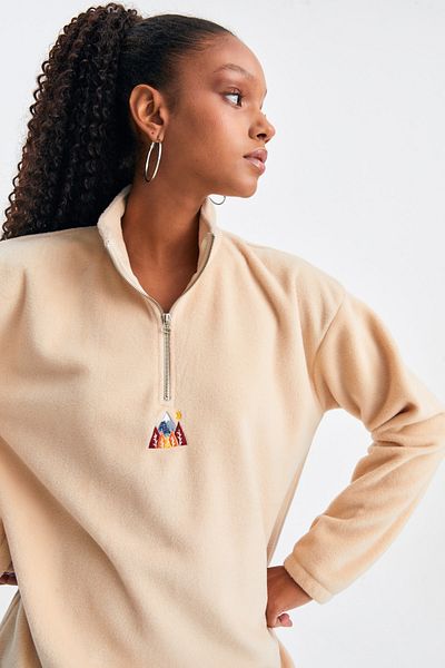 Northlight Unisex Beige Alaska Embroidered Stand Collar Half Zipper Oversize Fleece