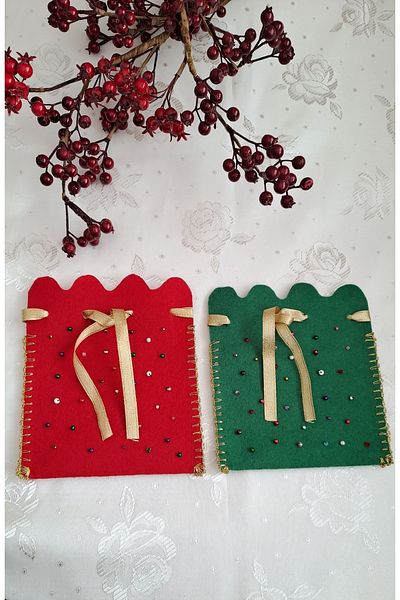 SOUL BY A&B 2-Piece New Year's Socks Pouch Red Green Felt Gift Pouch Hydrellez Pouch
