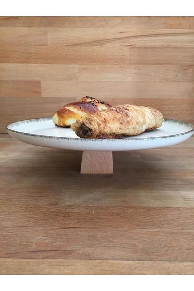 İkram Dünyası Pearl Colored 25 cm Serving Plate with Wooden Legs 6 cm Height