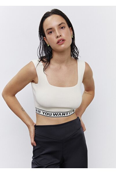 FK PYNAPPEL Slogan Detailed Crop