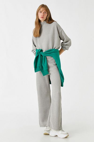 Koton Hose mit weitem Bein und Schlitz
