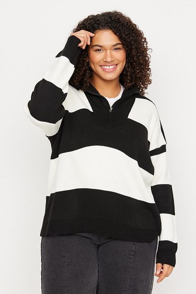 Trendyol Curve Black Striped Zippered Off Shoulder Knitwear Sweater