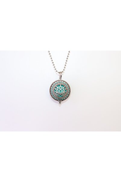 Gülbeşeker Tasarım Lotus Çiçeği Motifli Kolye