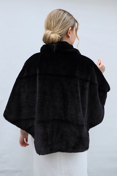 Turkuaz Bride Etol, Black Long Cape