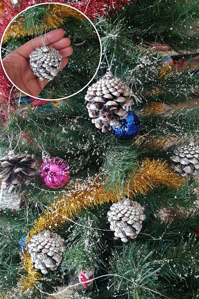 Parti dolabı 6Pcs Christmas Pine Tree Silver Cone Ornament New Year Pine Tree Decorative Ornaments Colorful Pinecone