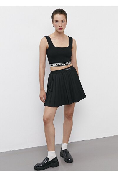 FK PYNAPPEL Слоган Детальний кроп