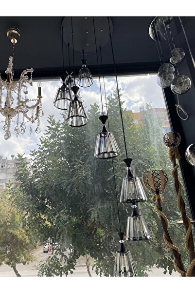 Beyaz Aydınlatma Galeri Boşluğu Avize