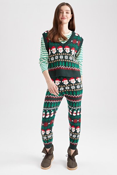 DeFacto Новогодишна тематична жилетка с V-образно деколте