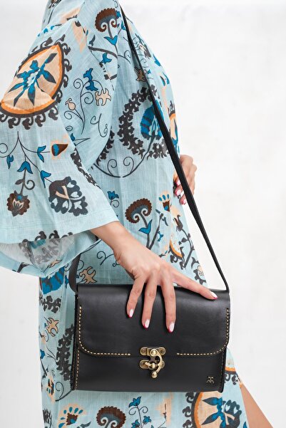 AuthenticSandals Χειροποίητη γυναικεία τσάντα από γνήσιο δέρμα μαύρη - 1006 -...