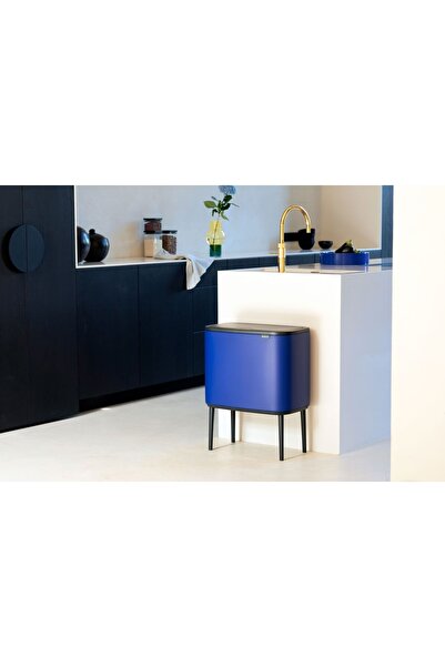 Brabantia Evrekala Shop Çöp Kutusu Mavi Ayaklı Dokunmatik 11+23 Lt