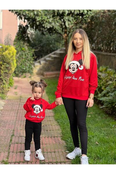 BAV Butik Ayvitrin سويت شيرت الأم والابنة مطبوع باللون الأحمر بسعر واحد