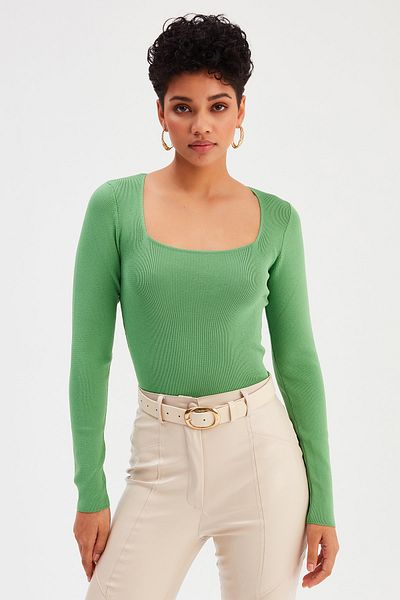 Sateen Tricotaj cu guler pătrat - verde