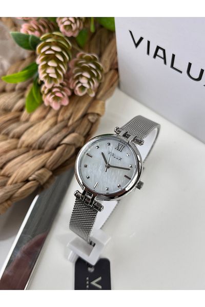 Vialux Elegant Wicker Women's Wristwatch 3 Atm Waterproof