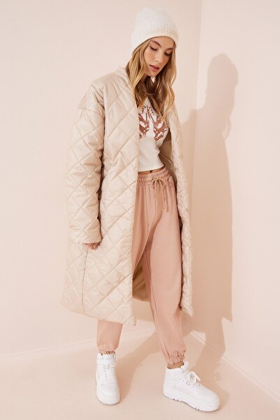 Happiness İstanbul Dámský krémový šálový límec Oversize prošívaný kabát HM00053