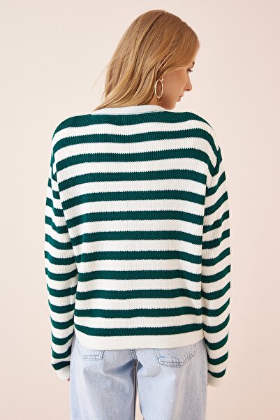 Happiness İstanbul Gepolsterte Strickjacke mit Streifenmuster in Ecru-Grün für Damen US00859