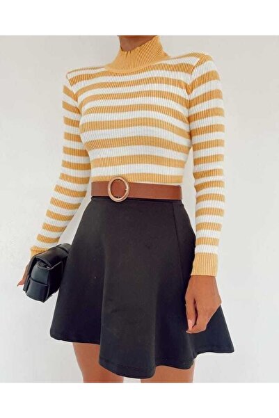 Azra Moda Style Πλεκτό πουλόβερ με ρίγες και λαιμόκοψη τύπου ζιβάγκο, χρώμα β...