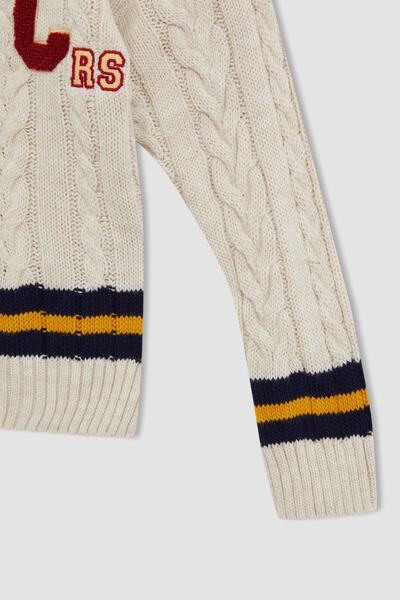 DeFacto Kız Çocuk V Yaka Aplikeli Kazak