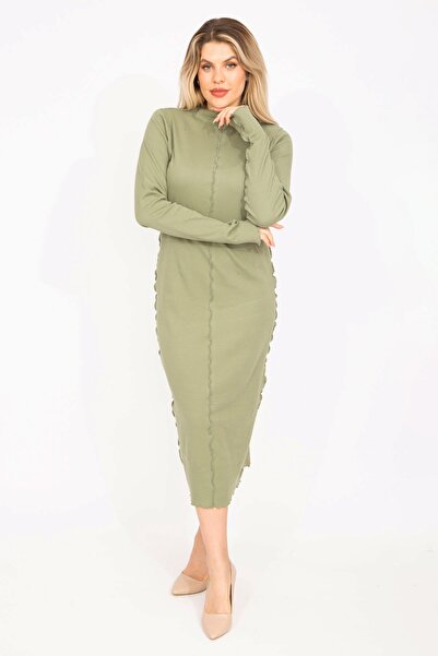 Şans Női nagyméretű, zöld, fordított varrás, részletes nyakú, saját csíkos lycra ruha 65n35321