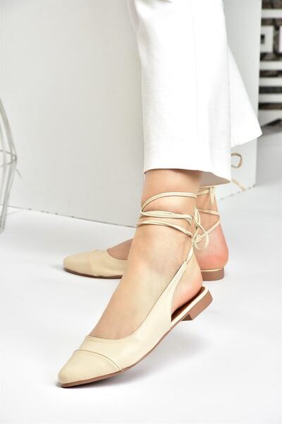 Fox Shoes Beżowe baleriny damskie z paskami na kostkę M726890209