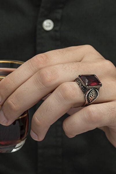 ALYANSEVİM Yaprak Desenli Kırmızı Taşlı 925 Gümüş Erkek Yüzük