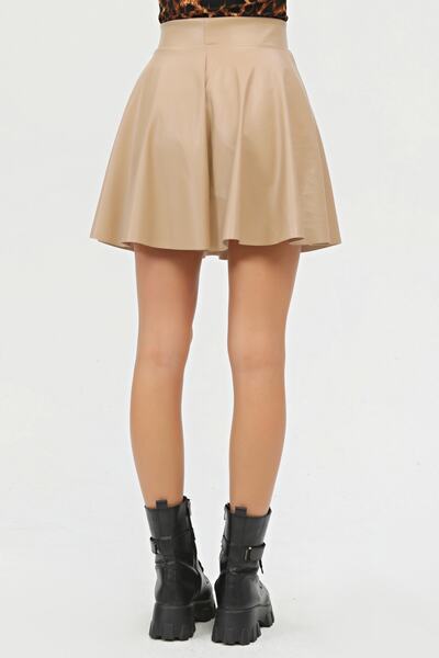 KİM Kİ O Fustă de damă mini evazată de culoare crem din piele artificială