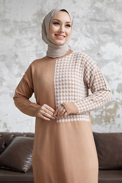 InStyle Amelya Sleeve Houndstooth Vzorované pletené šaty - Camel