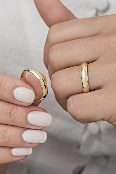 ALYANSEVİM 4 Mm Bombeli Klasik Düz Altın Kaplama Tek Gümüş Alyans Yüzük