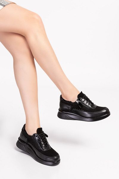 Akgün Terlik Women's Black Stone Detail Genuine Leather Comfort Shoes