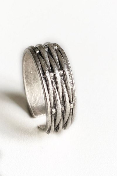 axexuar Thorn Wire Old Age Model Adjustable Men's Women's Ring Wedding Ring