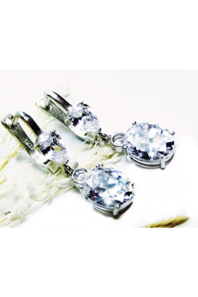 lilahgümüştr Gümüş Beyaz Oval Damla Taşlı Sallantılı Kadın Küpesi