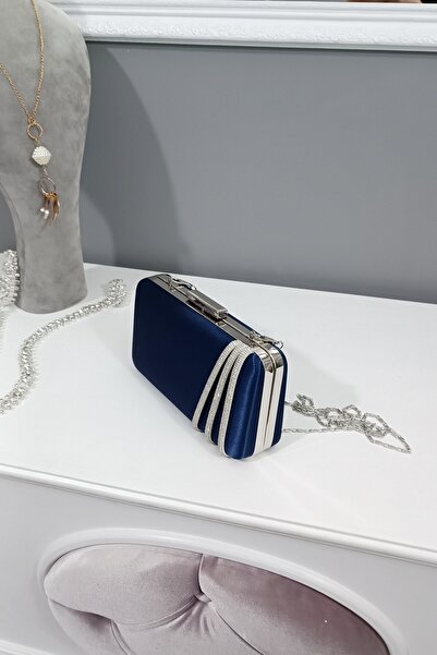 LA CALZATURE Μπλε Navy Satin Τρεις σειρές από πέτρες Βραδινό φόρεμα Box Μοντέλο γυναικεία τσάντα