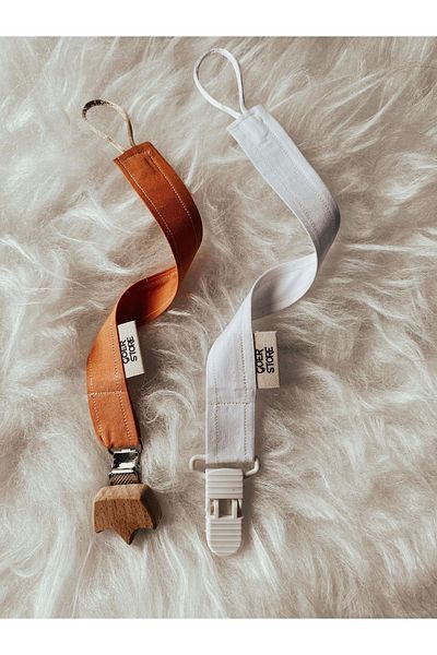 GOER STORE Set of 2 Natural Wooden 100% Cotton Baby Pacifier Straps with Crown Detail
