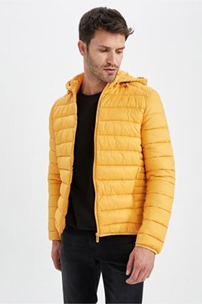 DeFacto Slim Fit Kapüşonlu Su İtici Isı Yalıtımlı Şişme Mont