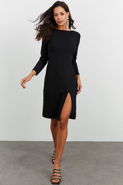 Cool & Sexy Dámské černé šaty s rozparkem BK1560
