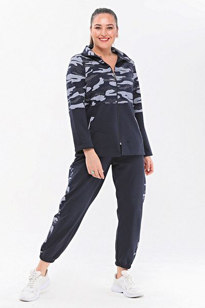 Şirin Butik Γυναικεία φόρμα με μοτίβο καμουφλάζ με μπλέ Navy Plus Size