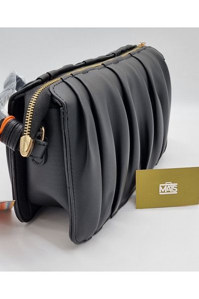 DSN Black Color Pleated Faux Leather Hand and Shoulder Bag