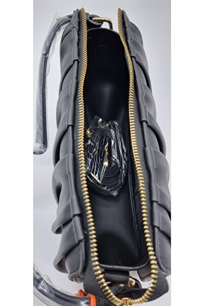 DSN Black Color Pleated Faux Leather Hand and Shoulder Bag