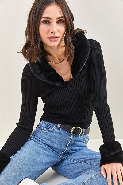 Bianco Lucci Dámský pletený svetr s kožešinovými rukávy a límcem