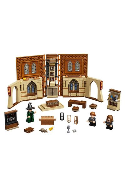 LEGO هاري بوتر هوجورتس الذكريات: درس التحول 76382